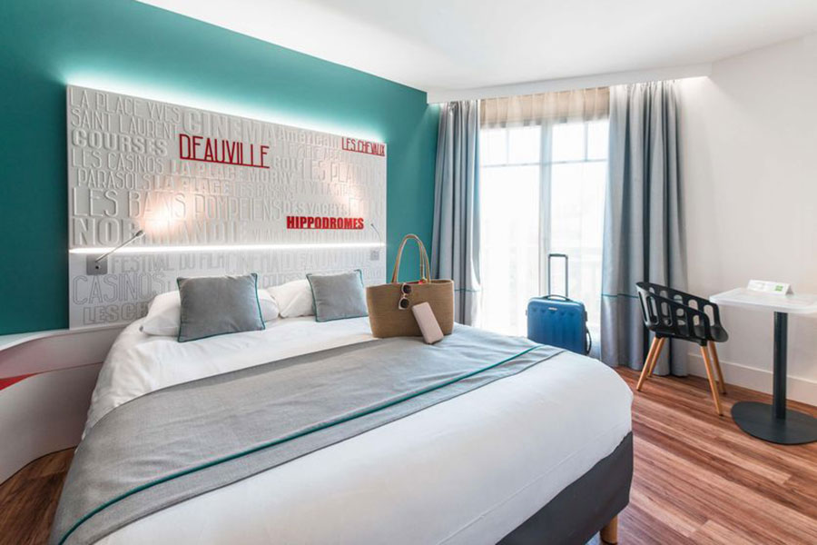 photo de l'hôtel IBIS STYLES DEAUVILLE CENTRE à DEAUVILLE