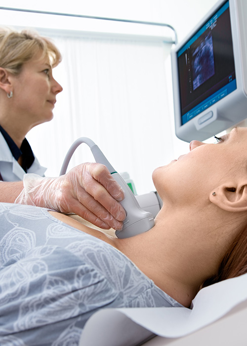 comment faire echographie thyroide